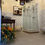 Il Vicoletto 4*