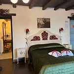 Il Vicoletto Bed & Breakfast 4*